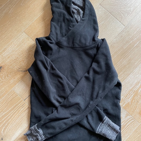 Lululemon Runaway Fleece - Picture 3 of 8
